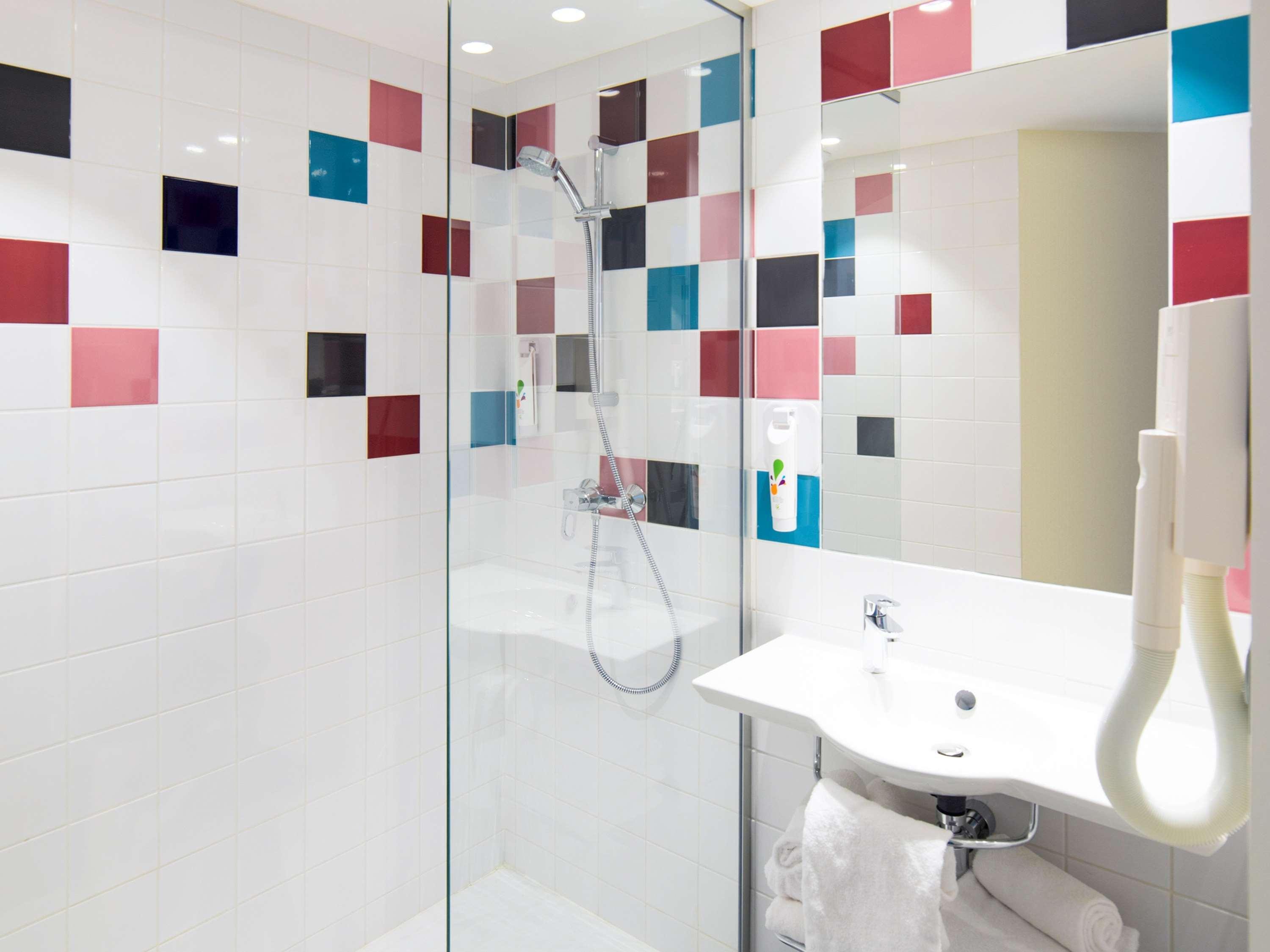 Ibis Styles Collioure Port Vendres Hotel Buitenkant foto