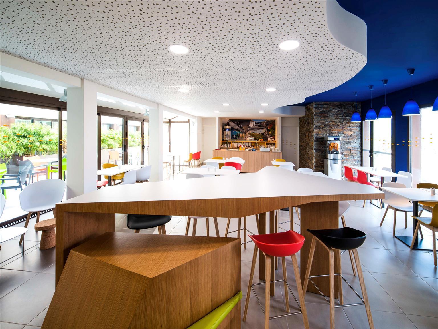 Ibis Styles Collioure Port Vendres Hotel Buitenkant foto