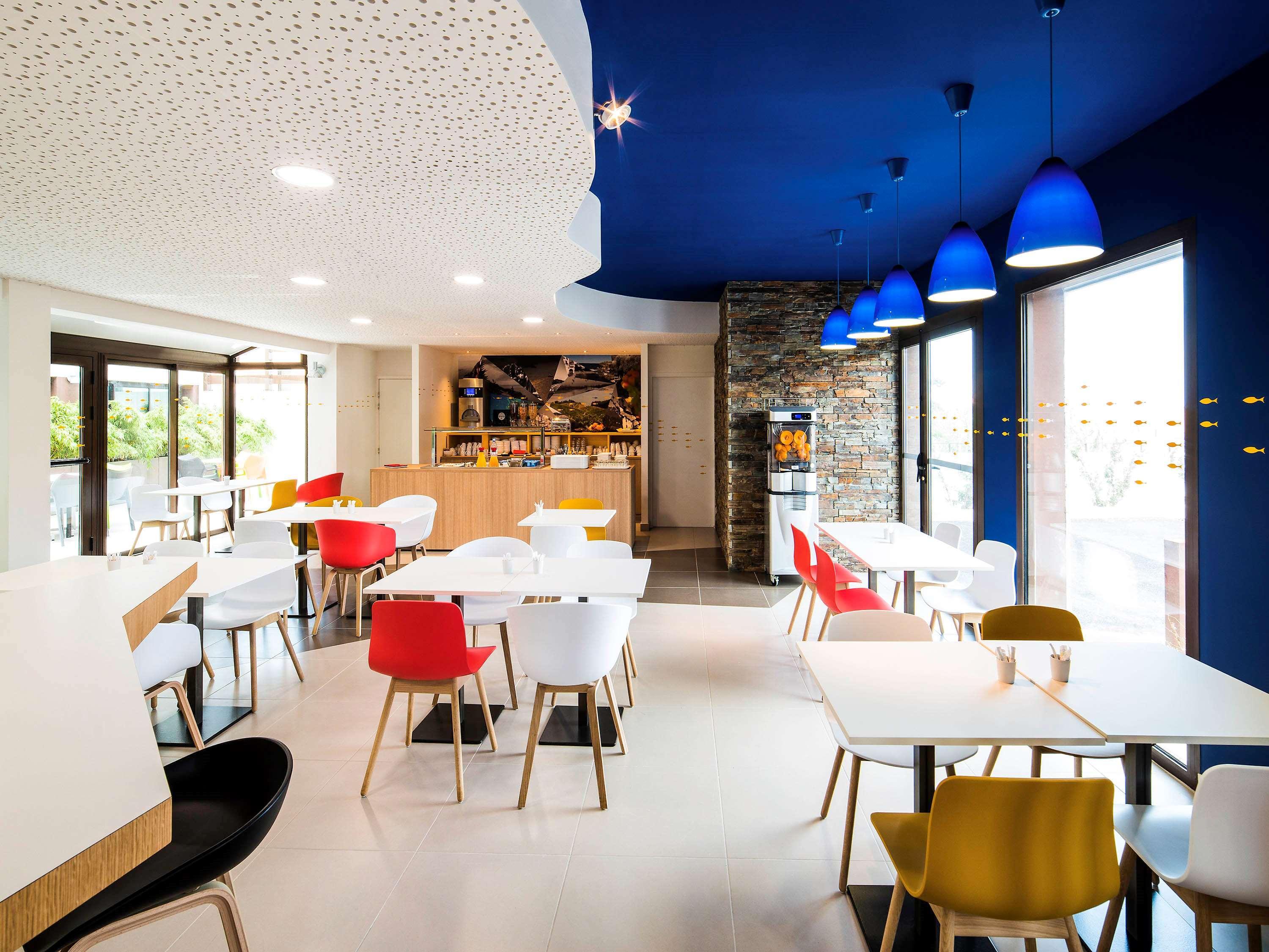 Ibis Styles Collioure Port Vendres Hotel Buitenkant foto