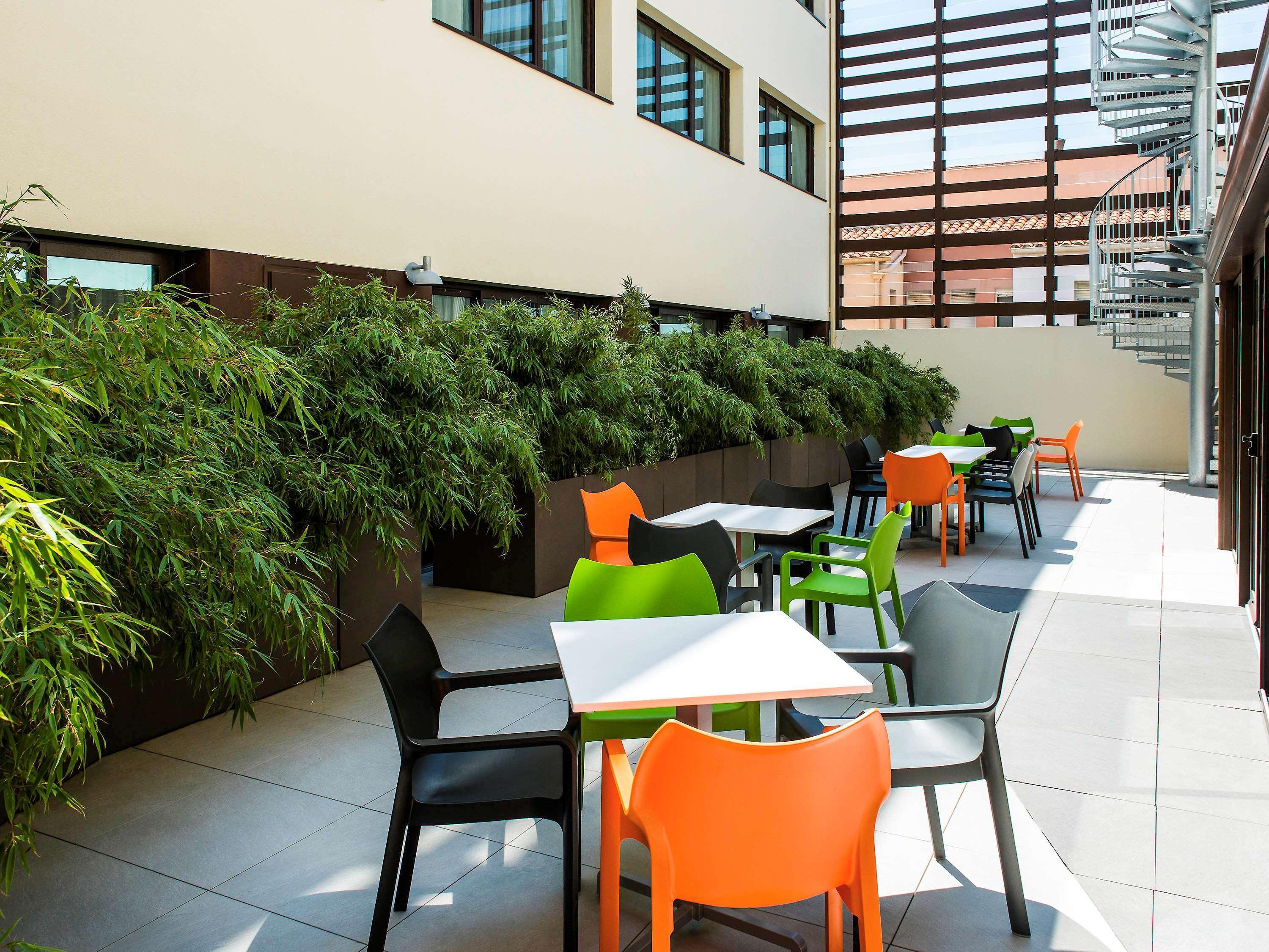 Ibis Styles Collioure Port Vendres Hotel Buitenkant foto